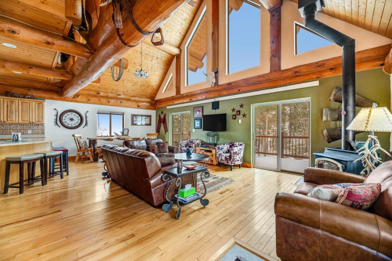 Tetro Rock Retreat Villa Deadwood Exterior photo
